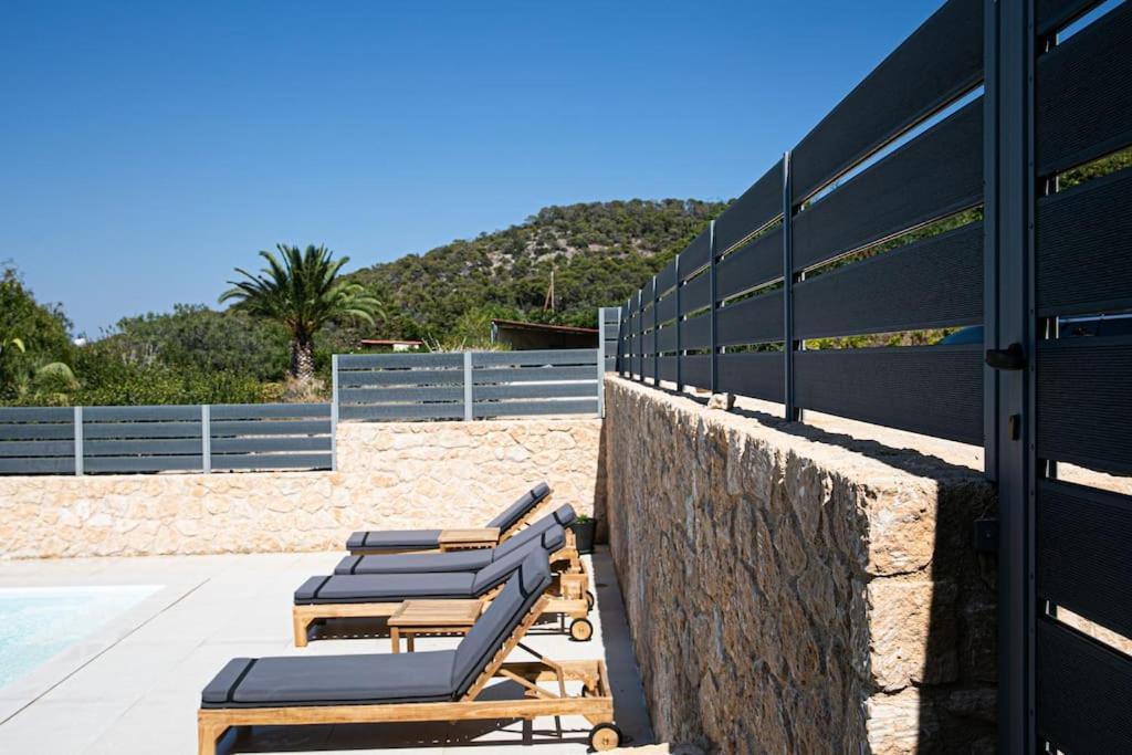 Villa Pine House à Agioi Extérieur photo