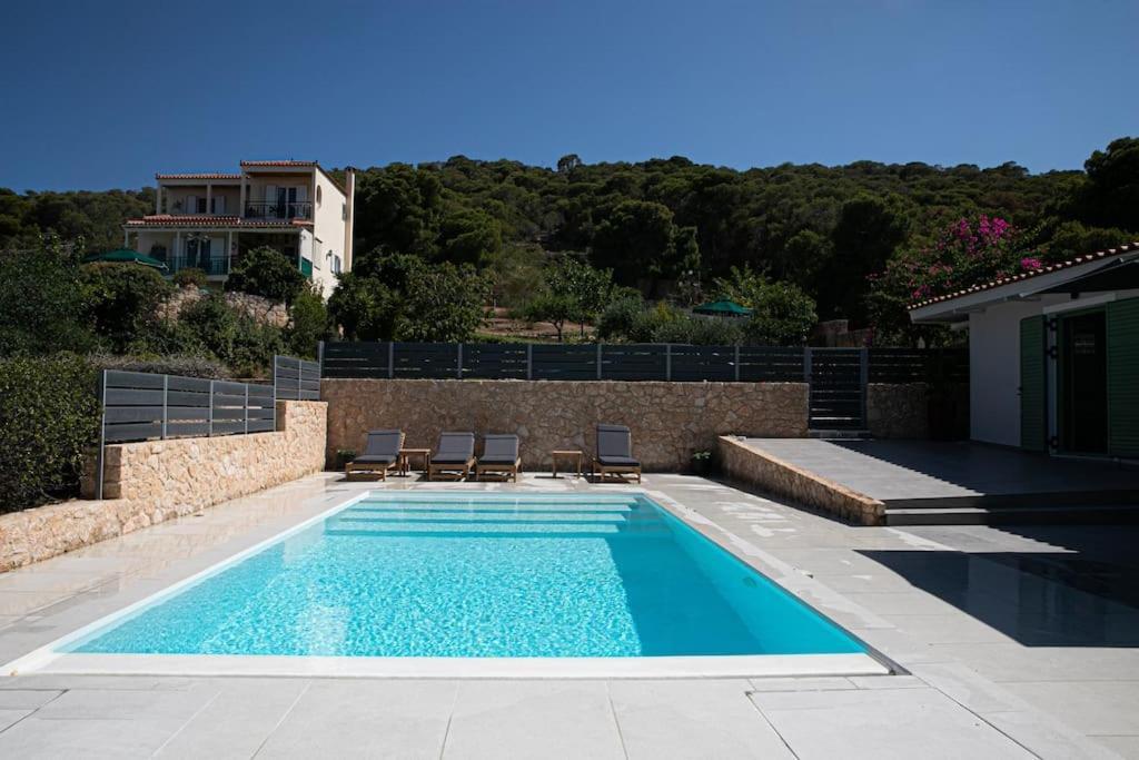 Villa Pine House à Agioi Extérieur photo